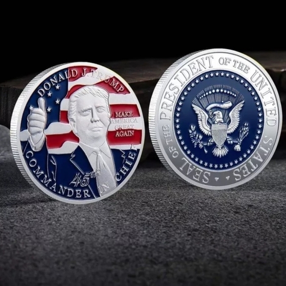 New Collector Coin silver plated M.  Donald J. Trump Make America Great Again - Picture 1 of 5